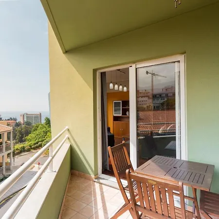 Apartment Feels Like Funchal Family